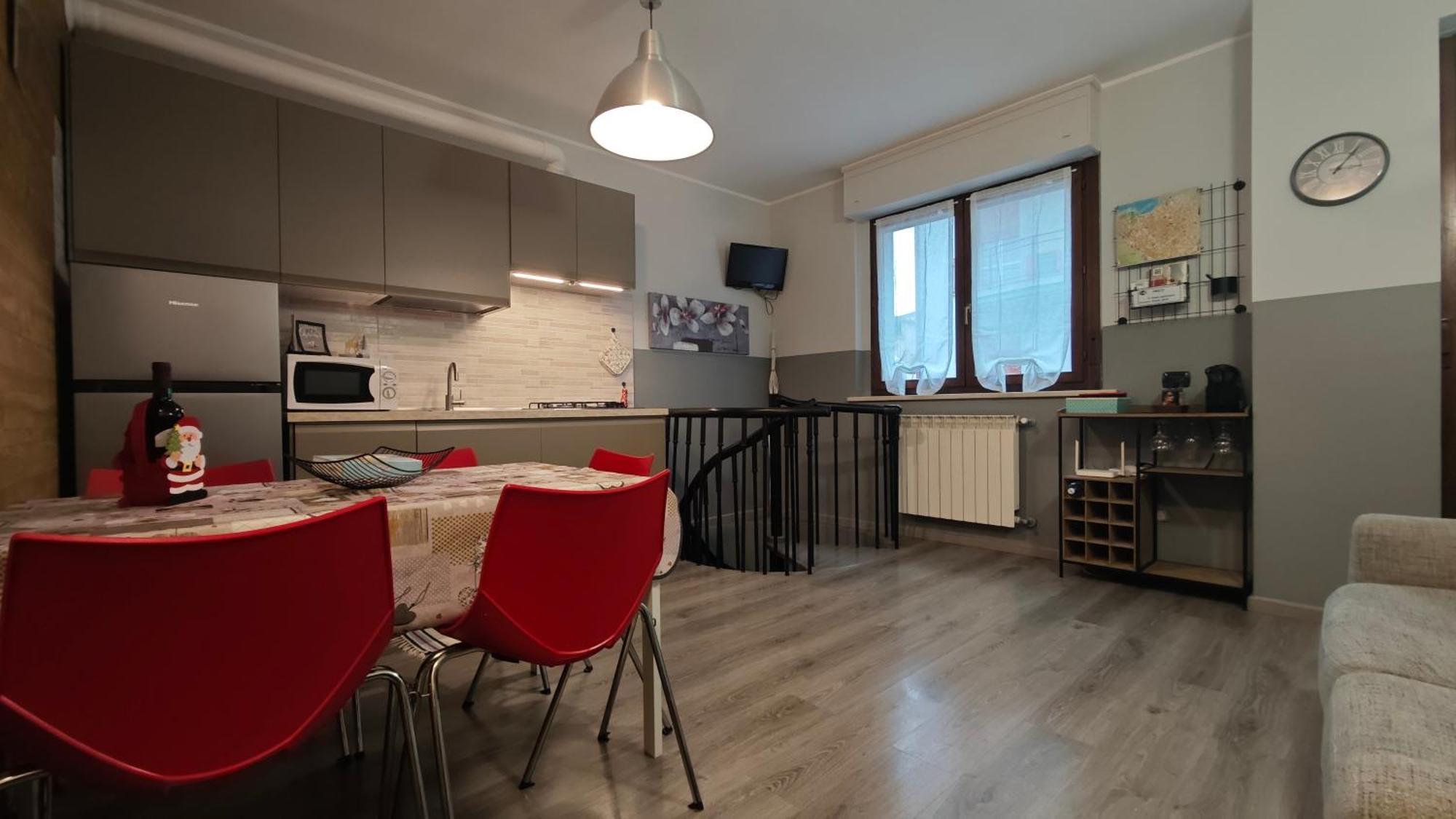 Appartamento Aleph With Private Parking, Next Train Station Como Eksteriør billede