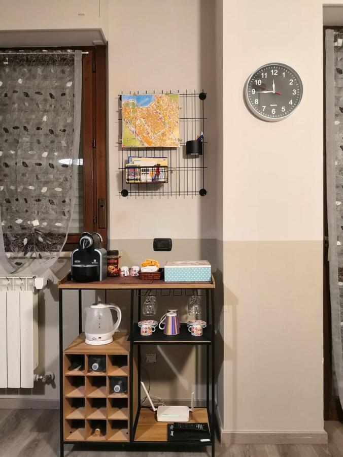 Appartamento Aleph With Private Parking, Next Train Station Como Eksteriør billede